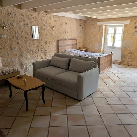 La Maison Du Bourg Saint-Vivien (Dordogne)
