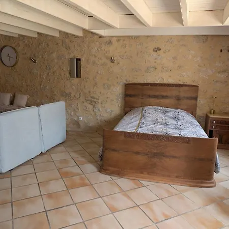 La Maison Du Bourg Feriehus *